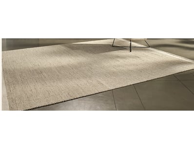 Renowned Nationwide Furniture Retailer Ex-Displa... - Lot 47