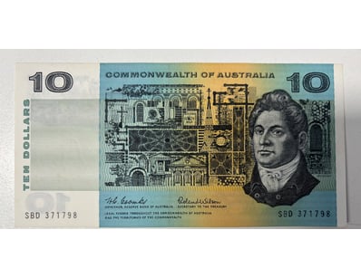 AUSTRALIAN COMMONWEALTH $10 NOTE, R301 (UNC)

CV...