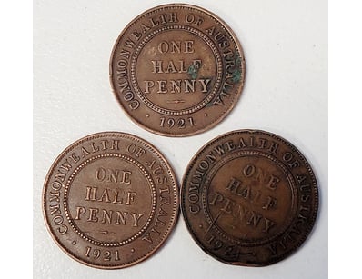 3X 1921 AUSTRALIAN HALF PENNY COINS

488567+21
...