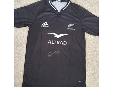 Mancave & Memorabilia (A991) - Lot 222