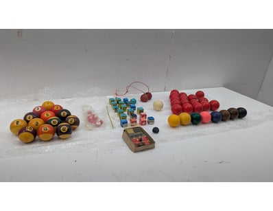 Vintage billiards and games collection comprising ...