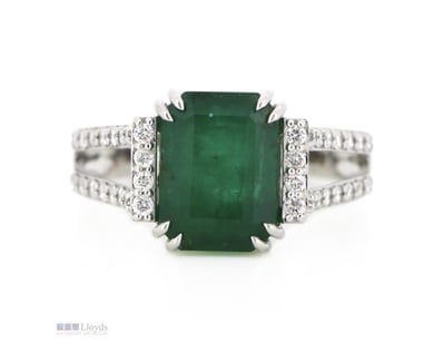 14K WHITE GOLD, EMERALD AND DIAMOND, SPLIT BAND RI...