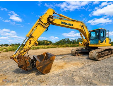 2011 Komatsu PC210LC-8 Excavator 

Manufacture Y...
