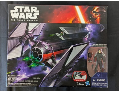 **UNRESERVED** COOKIE'S LIFETIME COLLECTION OF ... - Lot 176