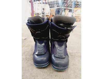 Head Next Edge men's ski boots.
Size: US 7.5

