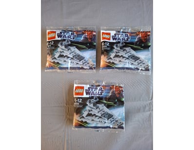 **UNRESERVED** LIFETIME COLLECTION OF LEGO PART... - Lot 390