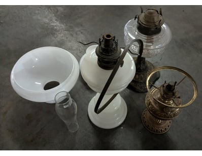 Antique, Vintage & Rugs (A993) - Lot 123