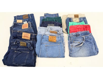 Entire Vintage Clothing Store Liquidation (ON11... - Lot 230