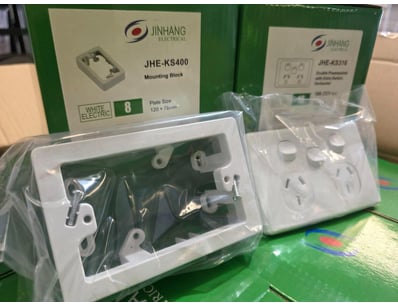 $1.5M Major Lighting & Accessories -Light Fittin... - Lot 98