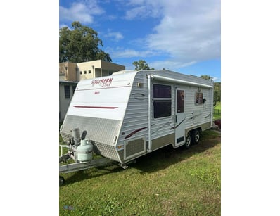 2011 Southern Star Dolly by Dallas Caravans

Yea...