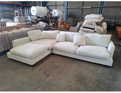 House & Homewares (A992) - Lot 8