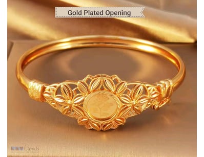 18KT GOLD PLATED ENGRAVED FLOWER BRACELET WITH OPE...