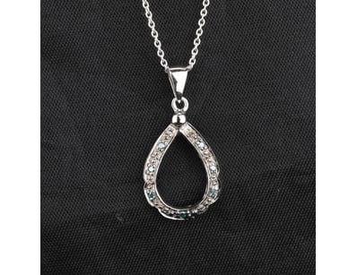 The Sterling Collection - Pendants, Rings, Brac... - Lot 238