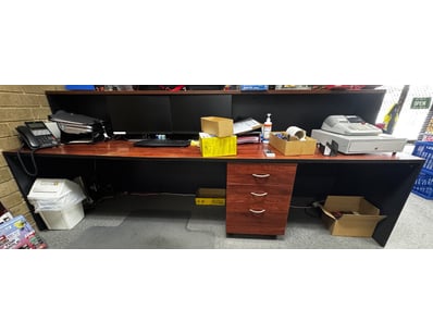 Distribution Business Equipment Liquidation (ON... - Lot 125