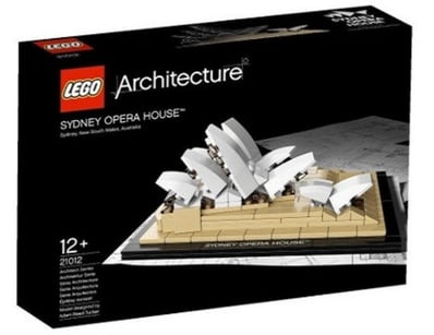 **UNRESERVED** LIFETIME COLLECTION OF LEGO PART... - Lot 465