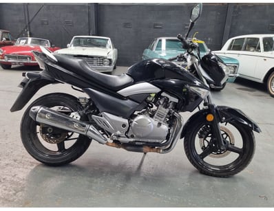 2013 Suzuki 250CC 

Year: 2013
Make: Suzuki
Model:...