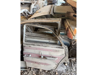 Classic Car Doors, Qty x 8-9, SOLD AS LOT

Locatio...