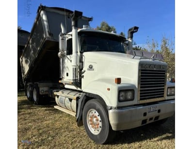 2005 Mack Trident Tipper with Hercules Dog Trailer...