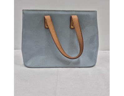 Designer Vault (A978) - Lot 6050