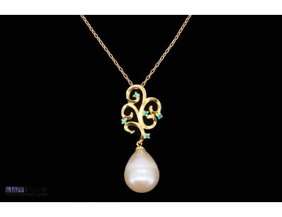 CULTURED FRESHWATER PEARL & NATURAL TSAVORITE GARN...