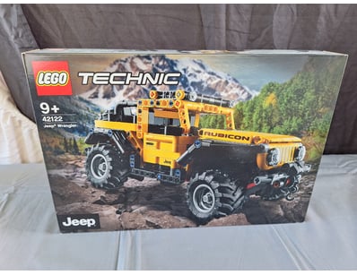 **UNRESERVED** LIFETIME COLLECTION OF LEGO PART... - Lot 160