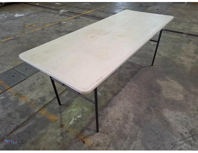 Lifetime 183 cm standard trestle table

Dimensio...