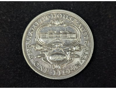 1927 AUSTRALIAN 8 PEARL PARLIAMENT HOUSE FLORIN
...