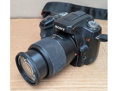 Gadgets, Music & Pastimes (A988) - Lot 661