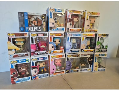 The Curio Collection (A985) - Lot 1030