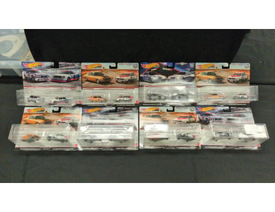 8X HOT WHEELS PREMIUM CAR CULTURE DUO PACKS

Ite...