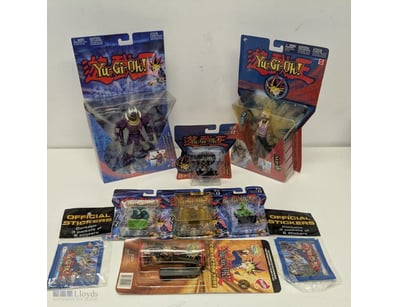 YU-GI-OH! VINTAGE ACTION FIGURE COLLECTION WITH AC...