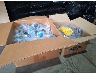 Mostly UNRESERVED Trimble Equipment & Accessori... - Lot 127