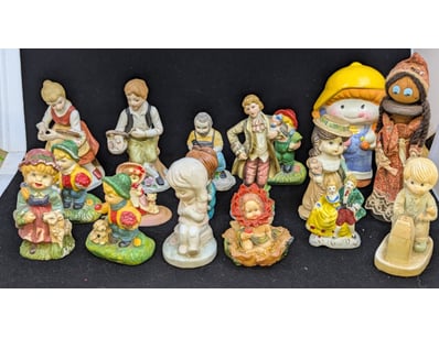 The Curio Collection (A983) - Lot 1140