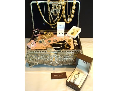 The Curio Collection (A995) - Lot 1226