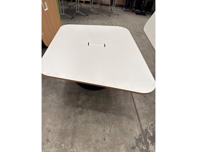 House & Homewares (VICA998) - Lot 26