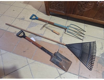 Garden Tool Collection 

SOLD AS LOT

