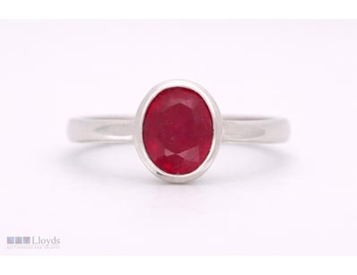 NATURAL BURMESE RUBY RING ON 925 SILVER - WITH CER...