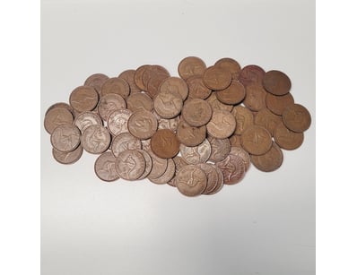 ASSORTED AUSTRALIAN PENNY'S 1940 - 1942

488602+...