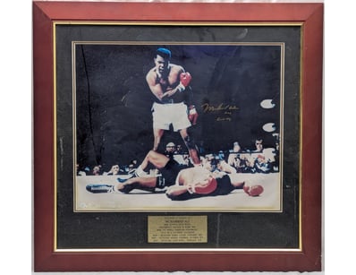 Mancave & Memorabilia (A991) - Lot 895