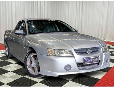<b>2005 Holden VS Ute - Silver - 3.6L V6 Automatic...