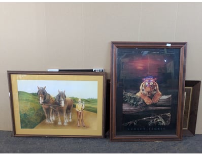 Artwork, 5 pieces framed artwork 

Dimensions up...