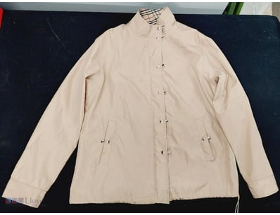 BURBERRY LONDON JACKET FEATURES THE BRAND'S ICONIC...