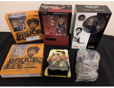 **UNRESERVED** LIFETIME COLLECTION OF LEGO PART... - Lot 716