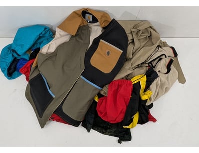 Entire Vintage Clothing Store Liquidation (ON11... - Lot 229