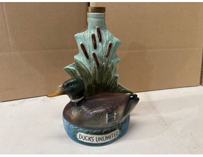 Mancave & Memorabilia (A1007) - Lot 2355
