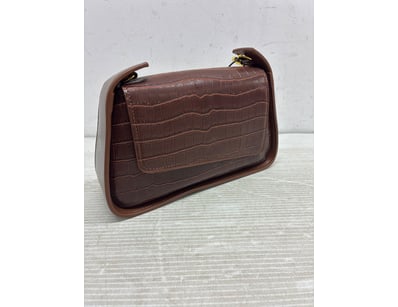 Sport, Leisure & Lifestyle (SAA1005) - Lot 4011