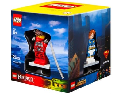 **UNRESERVED** LIFETIME COLLECTION OF LEGO PART ... - Lot 18