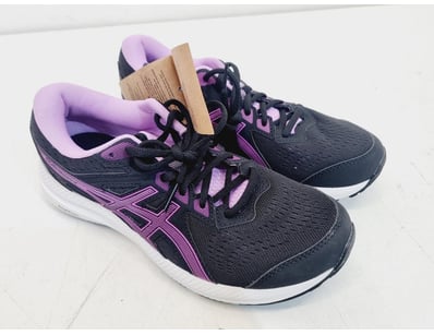 Major Brand Apparel & Footwear Liquidation Even... - Lot 270