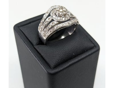 Affordable Jewellery Market Valentines Special... - Lot 1507