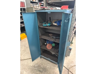 MOSTLY UNRESERVED Machining Engineering Warehou... - Lot 143